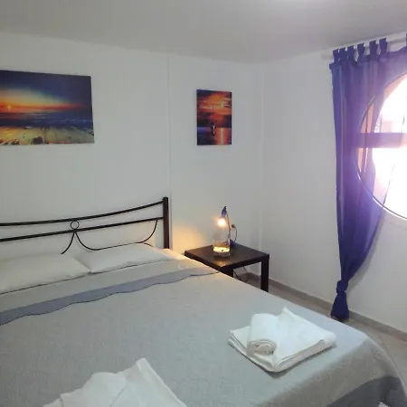 Apartment Nikogroup By The Sea Polychrono